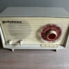 Vintage bluetooth radio Aristona jaren 60 wit