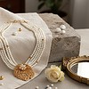 Witte koraalketting met antieke broche - uniek stuk