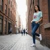 Dames t shirt Soft mist green kabouter – Everyday Comfort Edition