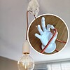 Plafondlamp in handvorm - Flick - Salmon