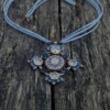 Caravaggio handgemaakte hanger in blauw kristal en brons