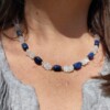 Female Power: ketting met lapis lazuli en maansteen