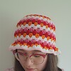 Gehaakte bucket hat | Pride lesbische vlag