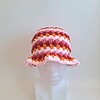 Gehaakte bucket hat | Pride lesbische vlag