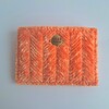 Geweven pasjeshouder | Oranje velvet look