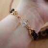 Mystiek & Glamorous, statement armband met glas kristallen