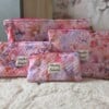 Pink Petal Pouch Gewatteerd Etui