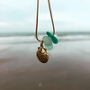 Zeeglas schelp ketting goud