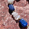 Female Power: ketting met lapis lazuli en maansteen