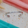 Gepersonaliseerde Armband | Tekst, Initialen & Datum | Handgemaakt Cadeau