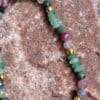Green Luck: ketting met groene aventurijn en groen/paarse toermalijn