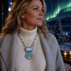 Noorderlicht & Wintermagie, handgeborduurde statement ketting