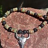 Taurus: stoere ketting (m/v) met aquaterra jaspis, basalt en verzilverde stierenschedel