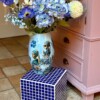 Unieke handgemaakte bijzettafel blauw - 25x25cm