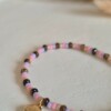 Zomerse armband met tijgeroog en schelpbedel | Shell