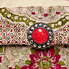 Atlas Piedra Clutch - Red/Green