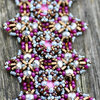 Byzantijnse kralenarmband roze/amethyst/brons, Miyuki en Swarovski – handgeweven statement armband