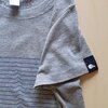 Hand bedrukt grijs katoenen-viscose t-shirt, blauw krokodillen design, women's, small