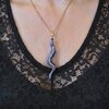 Handgemaakte paars zwarte hanger - speciale halsketting - geschenk verjaardag vriendin - slechts 1 exemplaar