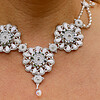 Handgemaakte statement ketting 'Poppy' Chalk en Pearl White met Swarovski kristallen en Miyuki kralen – Bruid & Gala