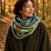 Handgevilte colsjaal van merinowol en zijde – Groen & Blauw