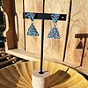 Handgemaakte oorbellen met kralen – Kleine confetti oorbellen 3,5 cm in blauw en paars