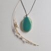 Kustbeweging - RVS ketting met uniek glas hanger