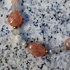Sun & Moon: armband met grote zonnestenen en meerkleurige maansteen