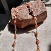 Sun & Moon: ketting met grote zonnestenen en meerkleurige maansteen