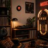 Unieke klok van een gerecyclede vinyl single
