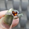 Zilveren ring 925 met Baltische amber – hartvormig