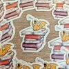 Boek dragon sticker, transparant, vaatwasser proof 4,7x6 cm