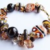 Bruine Safari Chic Armband met Lampwork Glaskralen & Natuursteen (OOAK)