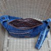 Denim slingbag / crossbodybag donker