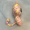 Handgemaakte kattenknuffel – vrolijke katoenen knuffel van 21 cm