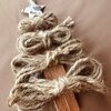Kerstboom met strikjes – handgemaakte kerstdecoratie