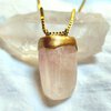 Ketting roze (mangano-) calciet