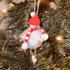 Rood kerstmeisje – handgemaakte kerstdecoratie