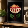 Tufted Protea Bloem – Handgemaakte Wollen Textielkunst in Zwart Frame