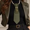 Unieke handgemaakte stropdasketting groen met vlieg | Statement tie necklace | Upcycled tie jewelry