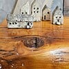 Unieke set van 5 handgemaakte keramische huisjes