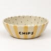 Bloomingville chipsschaal met golfrand en stippen