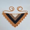 Gehaakte bandana | Crème, lichtbruin, zwart en oranje