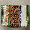Groen toilettasje / etui van vintage kant en band