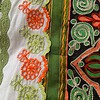 Groen toilettasje / etui van vintage kant en band