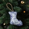 Handgemaakte kerstsok kersthanger 8 cm – Delftsblauw borduurwerk 4