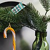 Handgemaakte kerstversiering van kralen, 'Colourful Candy Canes'