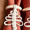 Handgemaakte servetring met macramé kerstboom – kerstdecoratie