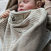 Handgemaakte wikkeldekens van ribfluweel | Taupe & off-white | Baby 🤍