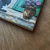 Handgeschilderd tegeltje – De kat bij de deur | 10 × 10 cm